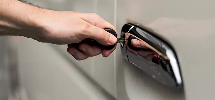 Why Choose Our Auto Locksmith Team in Suitland, MD?